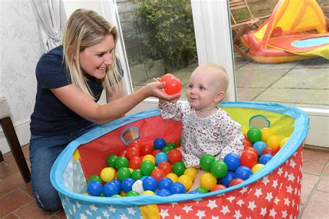 Helping Babies Benefit From Sensory Play