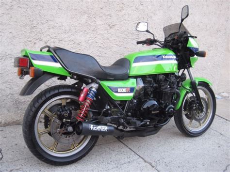 After eddie lawson won the 1981 ama superbike championship, kawasaki created a limited edition model for 1982 based on the kz1000. KAWASAKI EDDIE LAWSON REPLICA KZ 1000R (SURVIVOR)