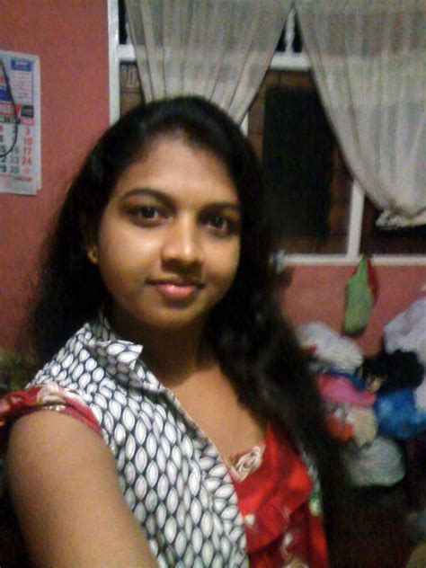 Beautiful Young Desi College Girl Pics Female Mms Desi Free Download Nude Photo Gallery