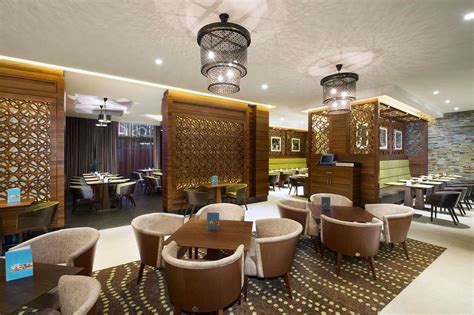 Hôtel Hilton Garden Inn Al Muraqabat 4 Dubaï Emirats Arabes Unis Ôvoyages