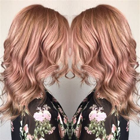 20 Gorgeous Examples Of Rose Gold Balayage Top Hairstyles 2019 Rose Gold Blonde Rose Gold