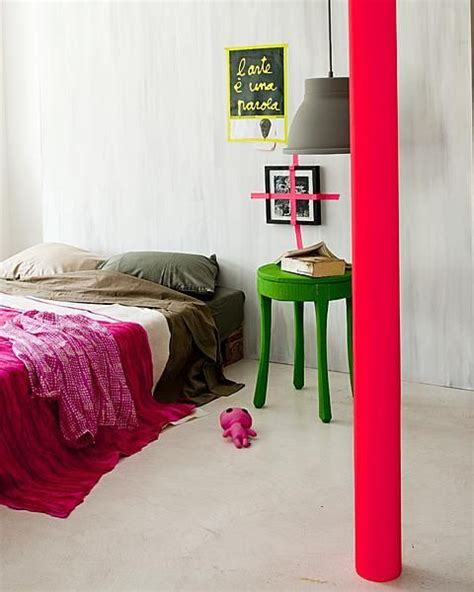 Column In A Wow Color Via Miluccia Home Decor Inspiration Bedroom