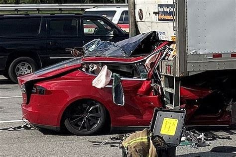 The Feds Are Seriously Concerned With Teslas Most Recent Fatal Crash