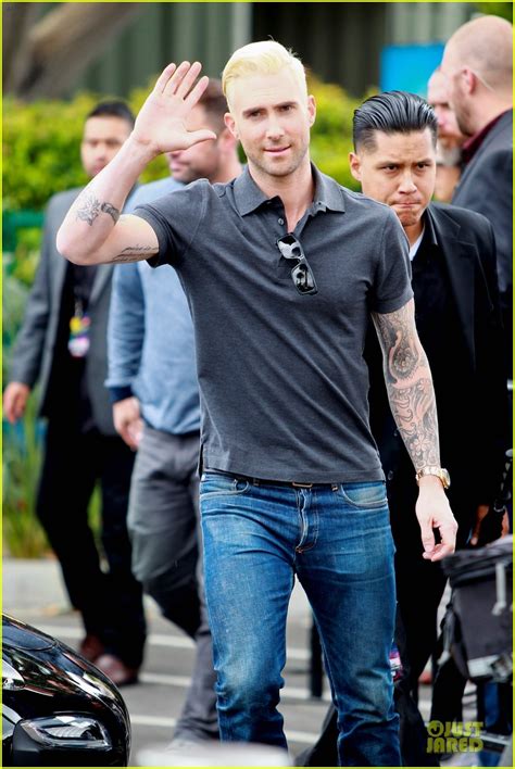 Photo adam levine goes blond, embraces creepy comments. Adam Levine Considers Shaving Head Now With Everyone's ...