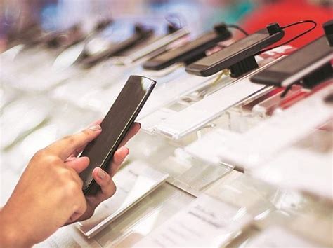 Indian Smartphone Market Grew 82 Yoy Report Ele Times