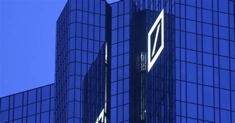 Since certificates are debt instruments, creditworthiness is an important criterion in the investment decision. I cds di Deutsche Bank volano al record di 550 punti - Il ...