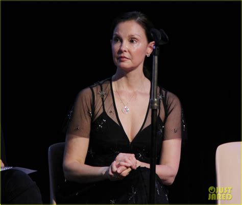 Ashley Judd Discusses Violence Against Women During Conference In Paris Photo 4187454 Ashley