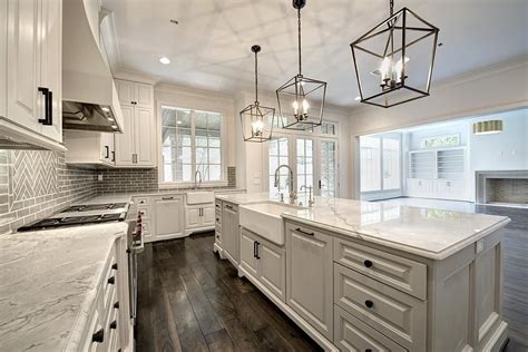 We did not find results for: Kitchen with high ceilings, marble countertops, 2 farm ...
