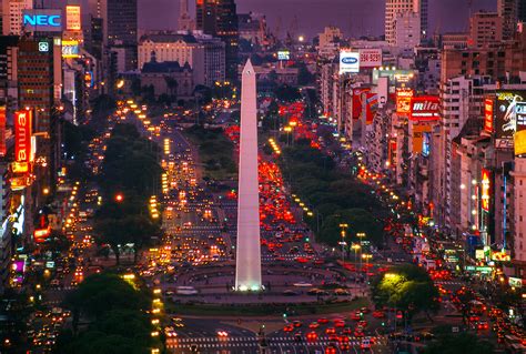 Did you take a good photo of this peak? Avenida 9 de Julio, La gran arteria en Buenos Aires ...