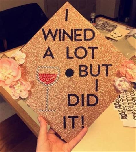 The Best Of 2017 Graduation Caps 24 Pics