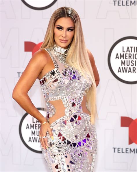Si te gusta escuchar musica de ninel conde online, musica de ninel conde 2021. NINEL CONDE at 2021 Latin American Music Awards in Sunrise ...