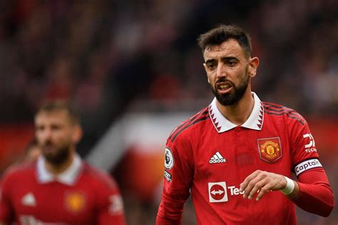 Bruno Fernandes Named New Manchester United Captain The Athletic
