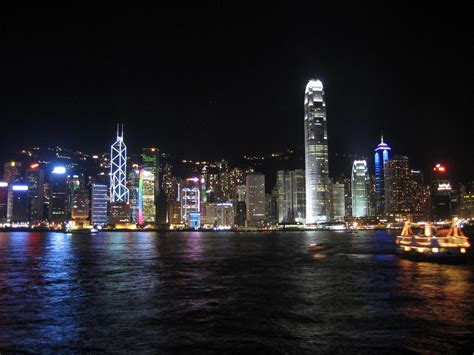 Hong Kongs Beautiful Treasure Victoria Harbour Travel On Cloud 9