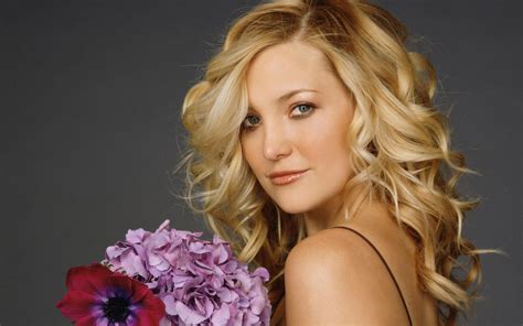 Kate Hudson Hot Images Wallpaper HD Celebrities K Wallpapers Images Photos And Background