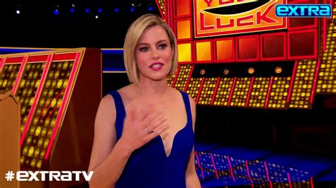 Elizabeth Banks Brings Back 80s Game Show ‘press Your Luck Youtube