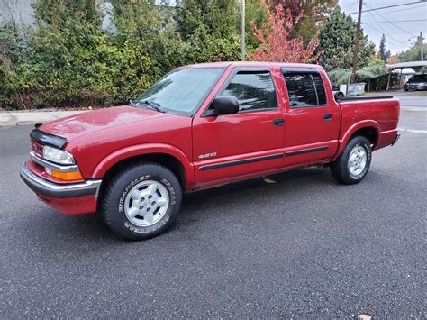 Unicorn Alert~ 2002 Chevy S10 Crew Cab 4wd~only 110k Call Now Top