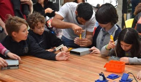 Ingenieros e ingenieros técnicos que se dediquen a los peritajes, y a los profesionales del sector, ya sean peritos. CURSOS y TALLERES 2018 | Municipio B
