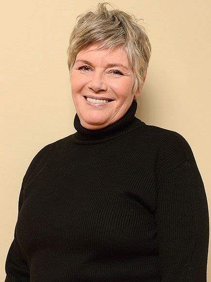 Kelly Mcgillis Obtains Conceal And Carry Permit After Break In And Assault