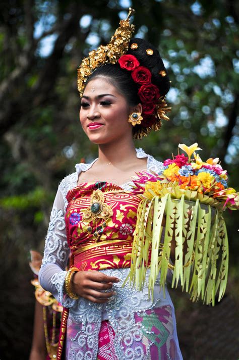 Balinese Girl with Traditional Dress Editorial Stock Image - Image of