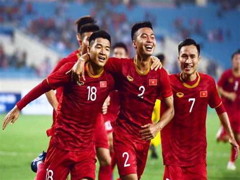 Và nói về tình yêu dành cho bóng đá, hlv lệ thụy hải từng tâm sự với tôi rằng: HLV Lê Thụy Hải tin rằng U23 Việt Nam sẽ có HCV SEA Games