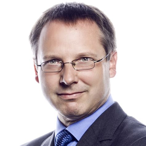 Die deutsche kreditbank aktiengesellschaft (dkb) mit sitz in berlin ist ein kreditinstitut und hundertprozentige tochtergesellschaft der bayerischen landesbank.das geschäft der dkb beruht auf zwei säulen: Stephan Exner - Fachbereich Handelsservice Depot B ...