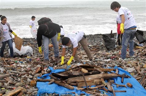 10 Mil Voluntarios AcudirÀn A Limpiar Playas Y Riberas En El PaÌs