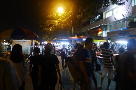Farlim pasar malam is located in penang island. Cheras Taman Connaught Pasar Malam on Wedesday Night ...