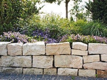 Check spelling or type a new query. Trockenmauern selber bauen - 4 einfache Ideen | Garten ...