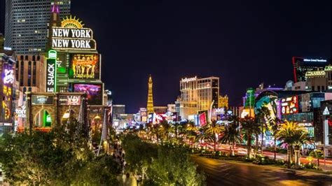 Cool Summer Getaways 9 Reasons To Visit Las Vegas In Summer