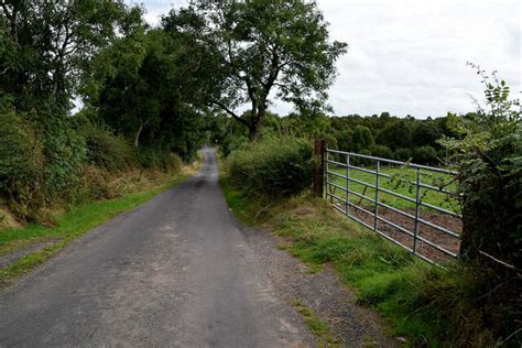 Edenderry Road Recarson Kenneth Allen Cc By Sa Geograph Britain And Ireland