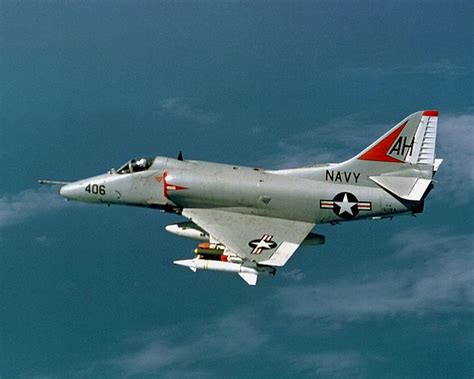 Us Navy Douglas A 4e Skyhawk Aircraft 1967 Flickr Photo Sharing