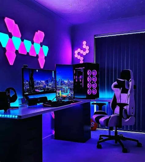 The Top 37 Computer Room Ideas Next Luxury Salas De Videogame Sala