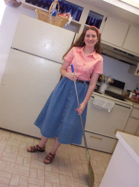 Mrs Happy Housewife Housework In Dresses A Photobiography Part 2