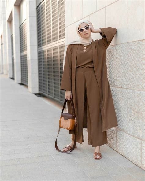 Pin Oleh Luxyhijab Di Hijab Street Style حجاب موضة الشوارع Model