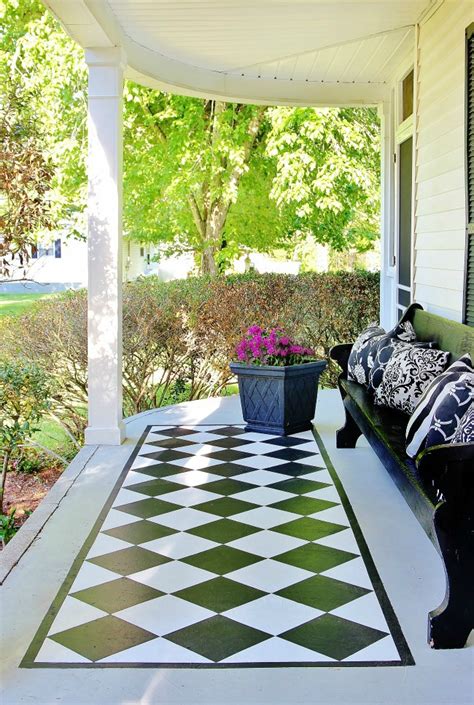 Add a bright pop of color to your patio or deck by making an outdoor rug from a painter's drop cloth, paint and stencils. Faux Painted Floor Runner - Thistlewood Farm