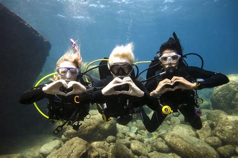 Female Padi Pros Inspiring Women Divers