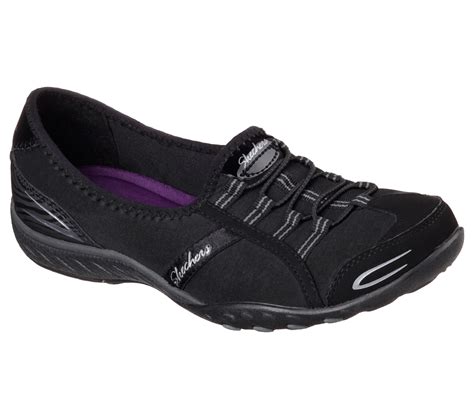 Relaxed fit® design for a roomier comfortable fit. Buy SKECHERS Women's Relaxed Fit: Breathe Easy - Good ...