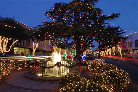 10 Christmas Towns Near Asheville Nc