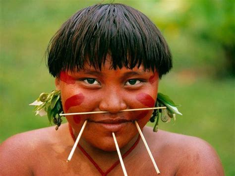 Indígena Pemón Poblacion Que Habita En Canaima Edo Bolívar Venezuela Yanomami Venezuela