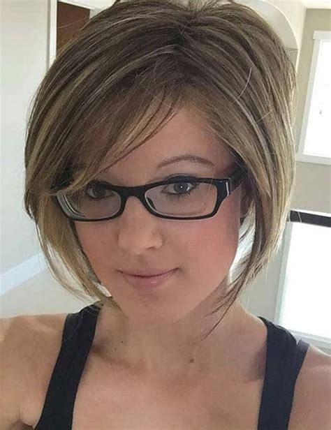 23 Captivating Hairstyles With Bangs And Glasses For Women Sheideas