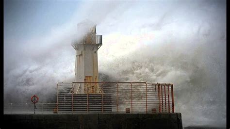 Winter Storm Hercules Waves In Fiercest Storm For 20 Years 201401