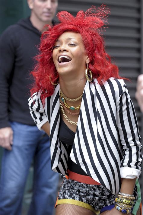 best cool pics rihanna what s my name music video set hq photos
