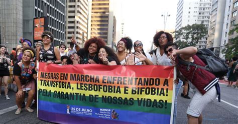 parada do orgulho lgbt de são paulo veja os melhores posts sobre a celebração purebreak