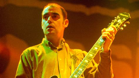 Oasis Star Bonehead Announces Hes Been Given All Clear For Tonsil