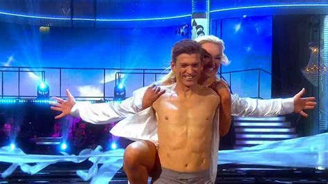 Vi får hoppas att han inte får permanenta skador, säger projektledaren anders. Jesper Blomqvist om succén i "Let's dance" 2017 | Aftonbladet