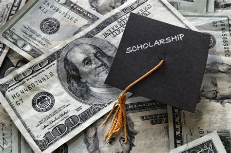 10 Tips To Get A Scholarship For College