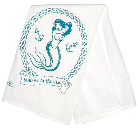 Even mermaids need to take baths. Mermaid bathroom towels - Home Decorating Trends - Homedit