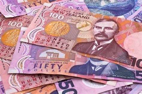 Click on new zealand dollars or australian dollars to convert between that currency and all other currencies. NZD/USD shoots-up to test a 50% mean reversion resistance area