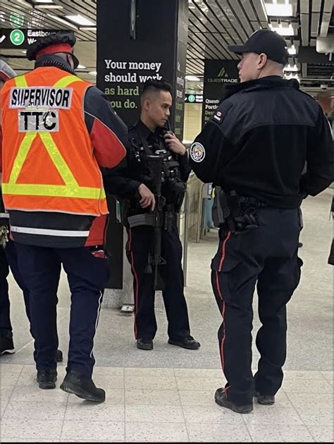 Photo Of Toronto Officer Holding Assault Weapon Highlights Increasing Militarization Of City S