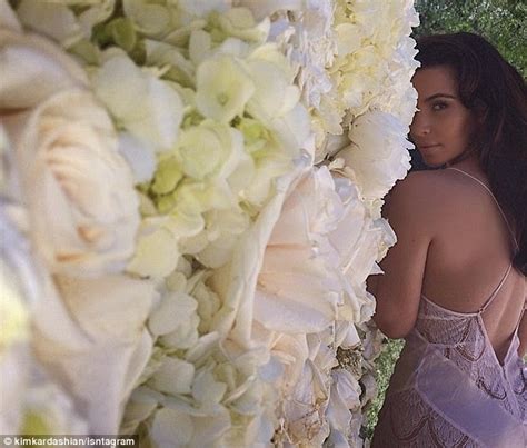 Kim Kardashian Showcases Incredible Wall Of Flowers Fiancé Kanye West Ted Her On Mother S Day